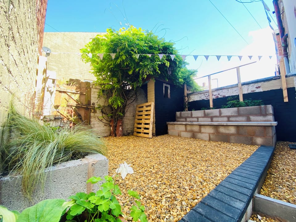 House | Property grounds