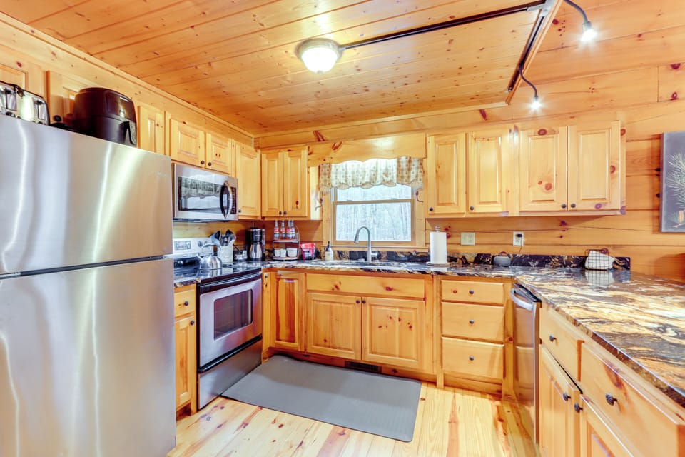 House (3 Bedrooms) | Interior