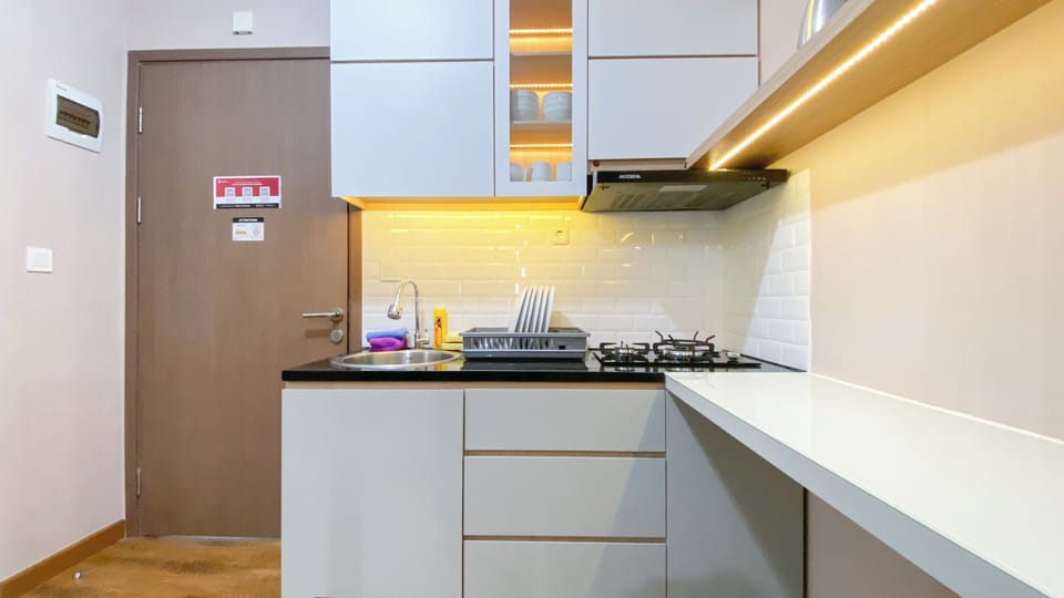 Standard Apartment, 1 Bedroom (Apartment) | Private kitchen | Fridge