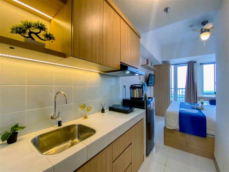 Standard Studio, 1 Bedroom (Apartment) | Private kitchen | Fridge, rice cooker
