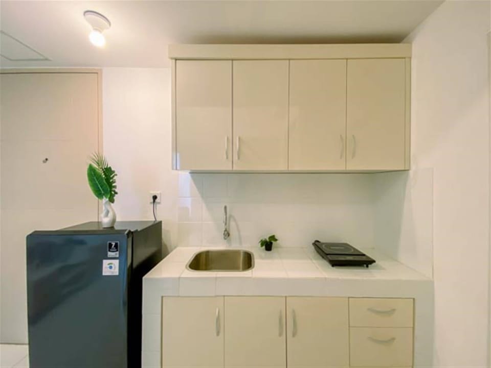 Standard Apartment, 1 Bedroom (Apartment) | Private kitchen | Fridge, rice cooker