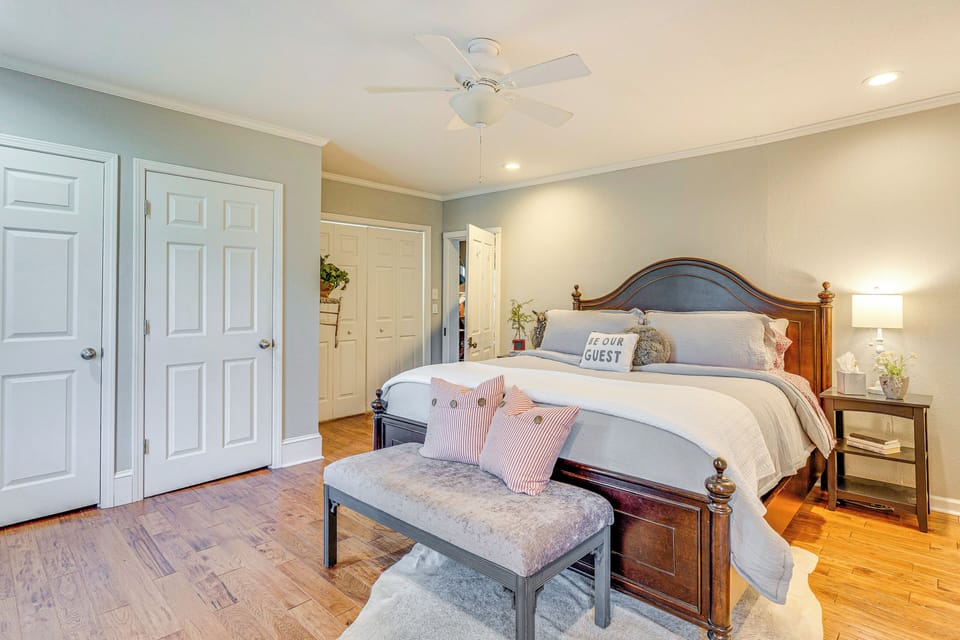 House (4 Bedrooms) | Interior