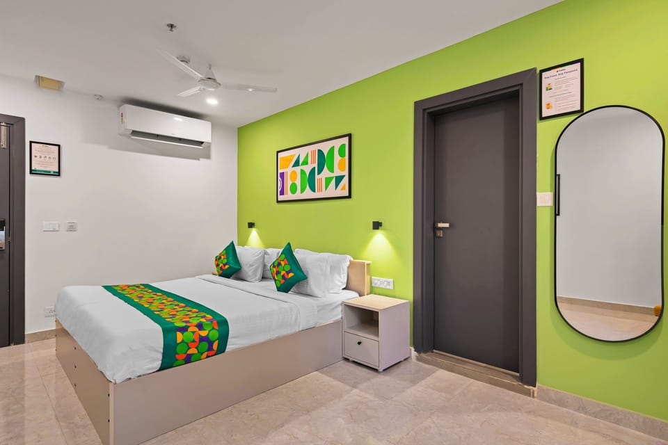 Premium Room | Individually furnished, desk, blackout drapes, iron/ironing board