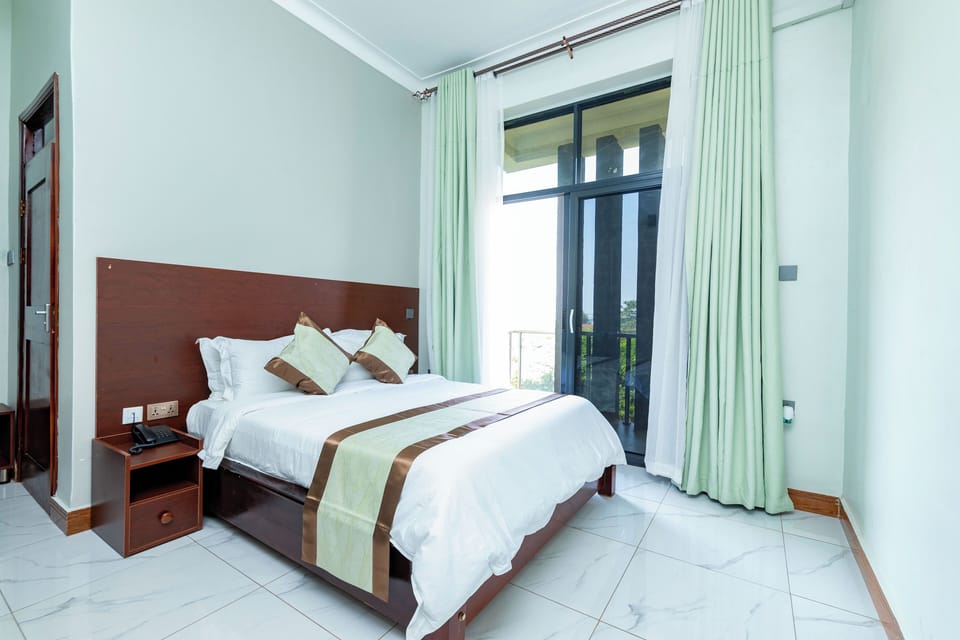 Desk, laptop workspace, cribs/infant beds, free WiFi