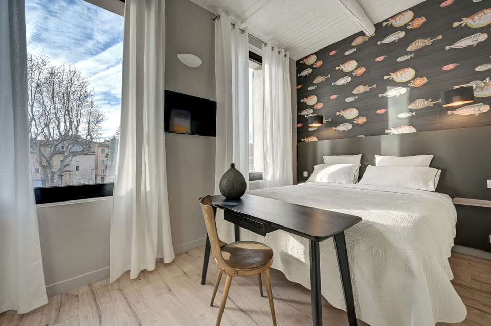 Superior Double Room | Desk, laptop workspace, soundproofing, free WiFi