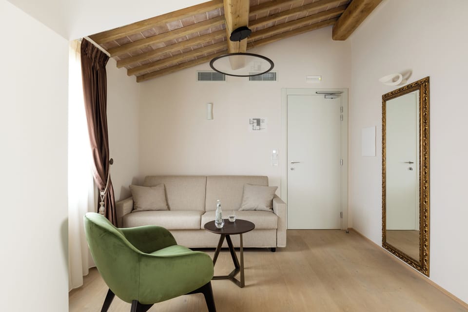 Deluxe Room, 1 King Bed with Sofa bed, Private Bathroom, Hill View | Down comforters, minibar, in-room safe, free WiFi