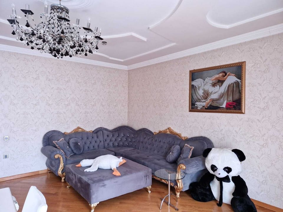 Deluxe Apartment, Balcony, City View | 2 bedrooms, soundproofing, iron/ironing board, free WiFi