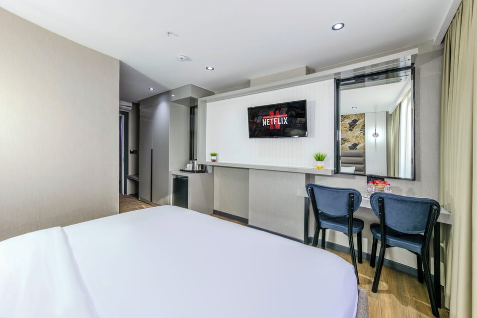 Deluxe Double Room | Room amenity