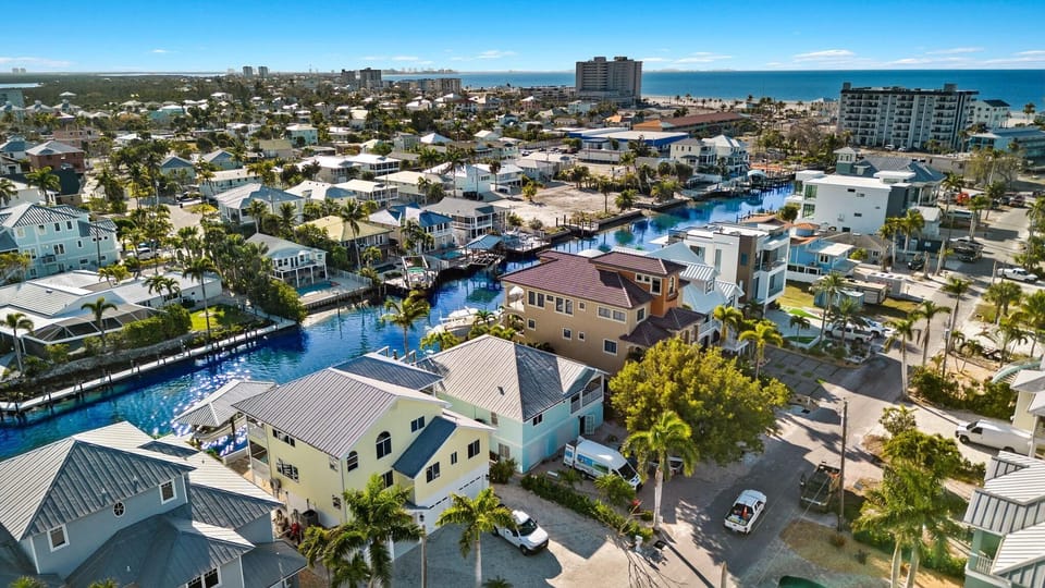 House, Multiple Beds (Harborside on Palermo) | Aerial view
