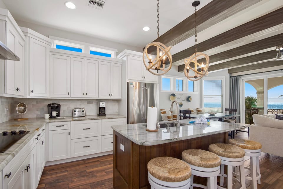 House, Multiple Beds (Island Grande) | Private kitchen | Oven, toaster