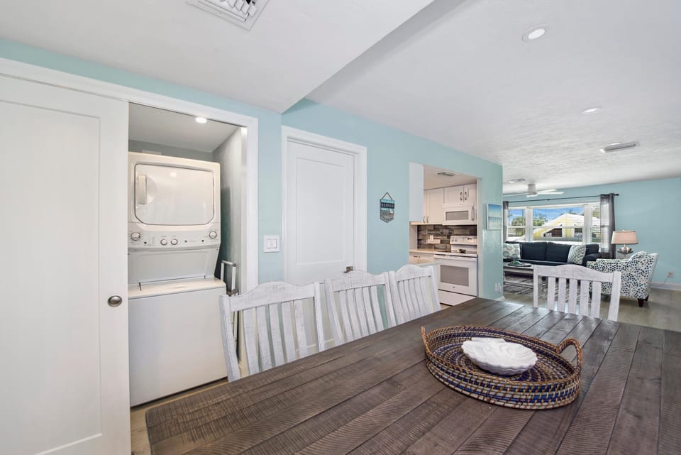 House, Multiple Beds (Montishello on Jefferson) | Interior