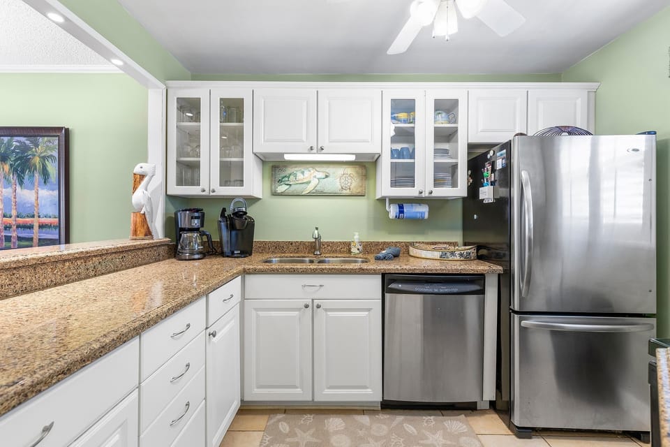 Condo, Multiple Beds (Sea Coast Gardens III 203) | Private kitchen | Oven, coffee/tea maker, toaster, blender