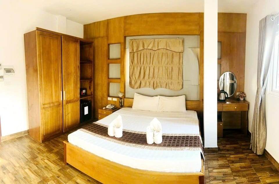 Deluxe Double Room, City View | In-room safe, soundproofing, free WiFi