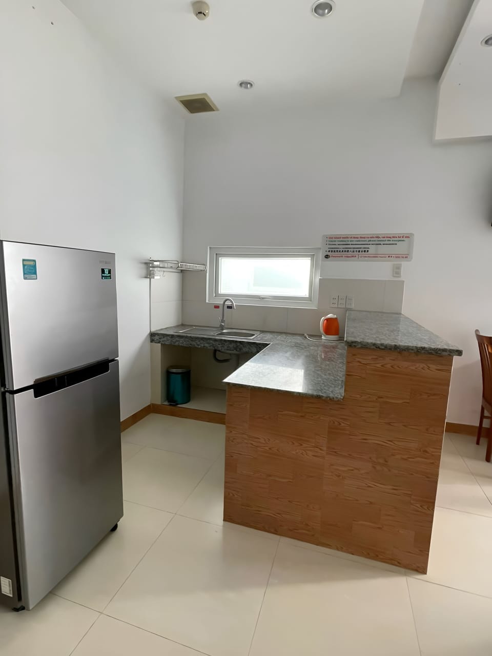 Deluxe Double Room, Balcony, Garden View | Private kitchen | Fridge, cookware/dishes/utensils