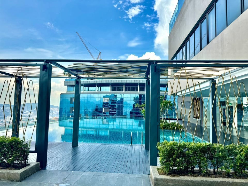 Rooftop pool