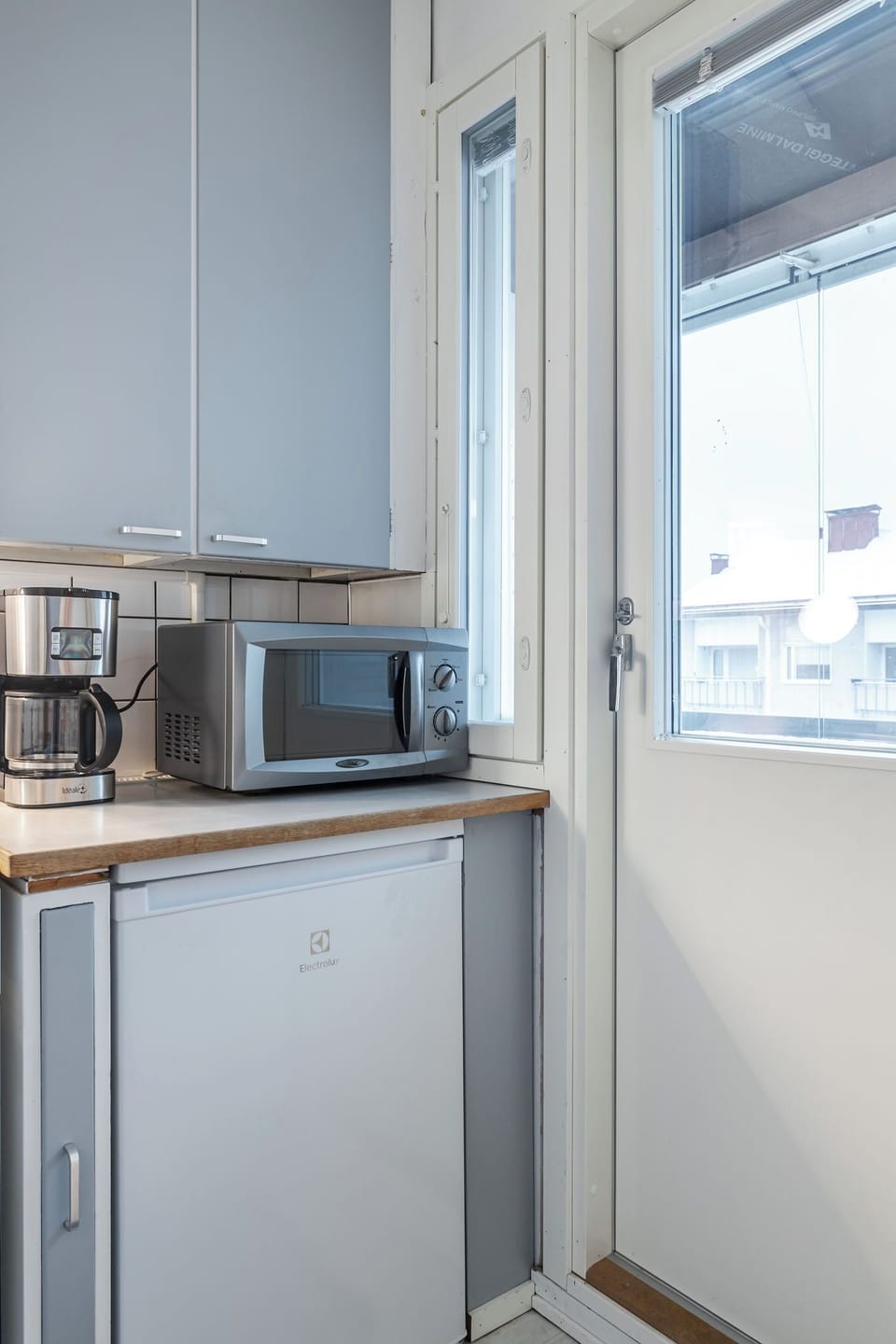 Comfort Studio, Balcony, City View | Private kitchen | Coffee/tea maker, electric kettle, toaster