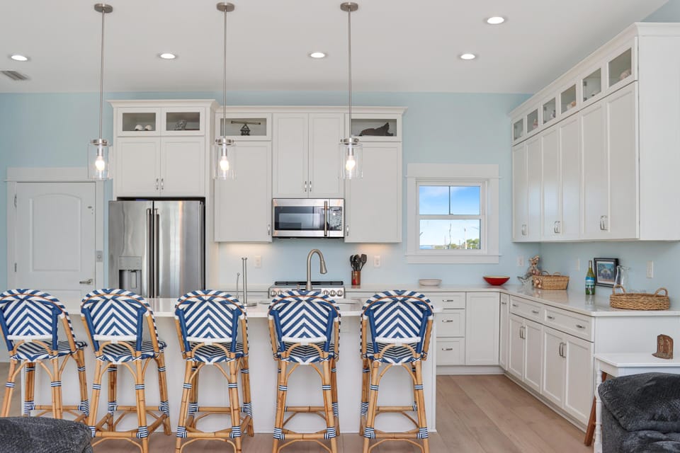 House, Multiple Beds (Salty Owl) | Private kitchen | Fridge, oven, stovetop, dishwasher