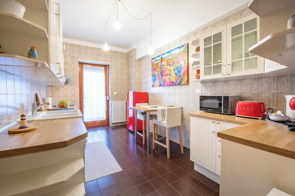 Apartment | Private kitchen | Fridge, oven, stovetop, dishwasher