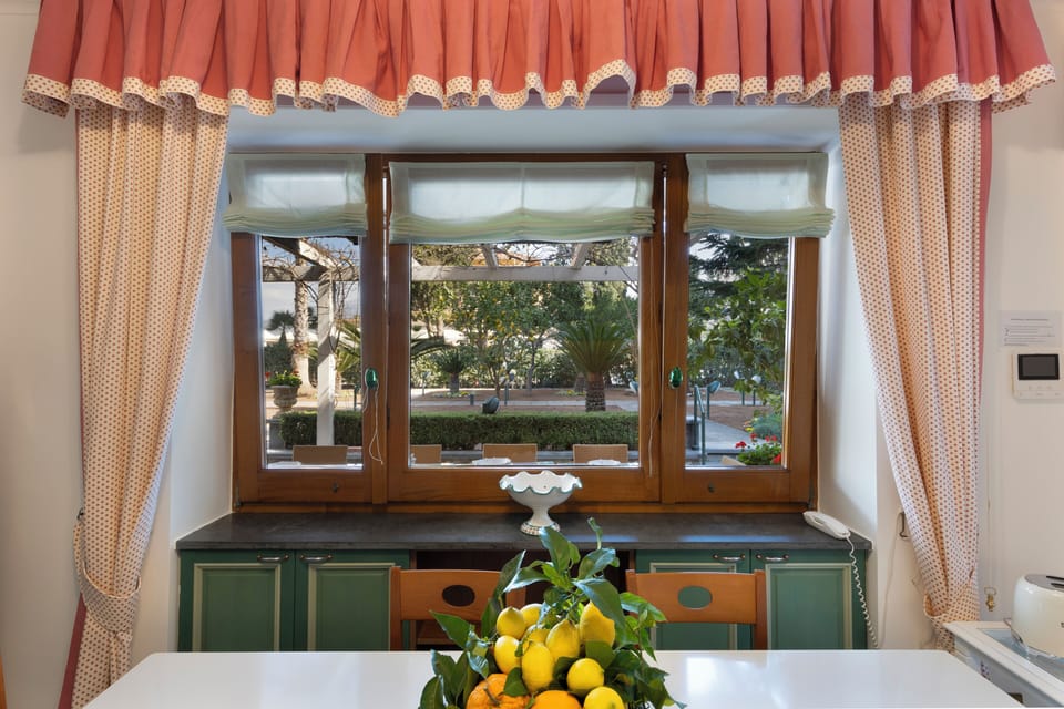 Villa | Dining room