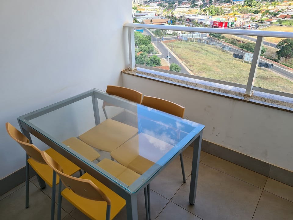 Apartment | Outdoor dining