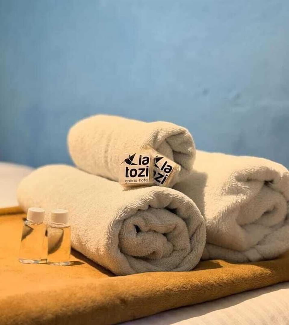 Basic Double Room, Garden View | WiFi (free)