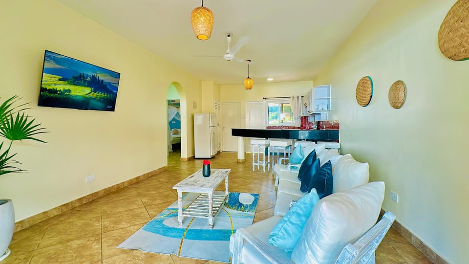 Comfort Villa, Balcony, Beach View | In-room safe, laptop workspace, free WiFi, bed sheets