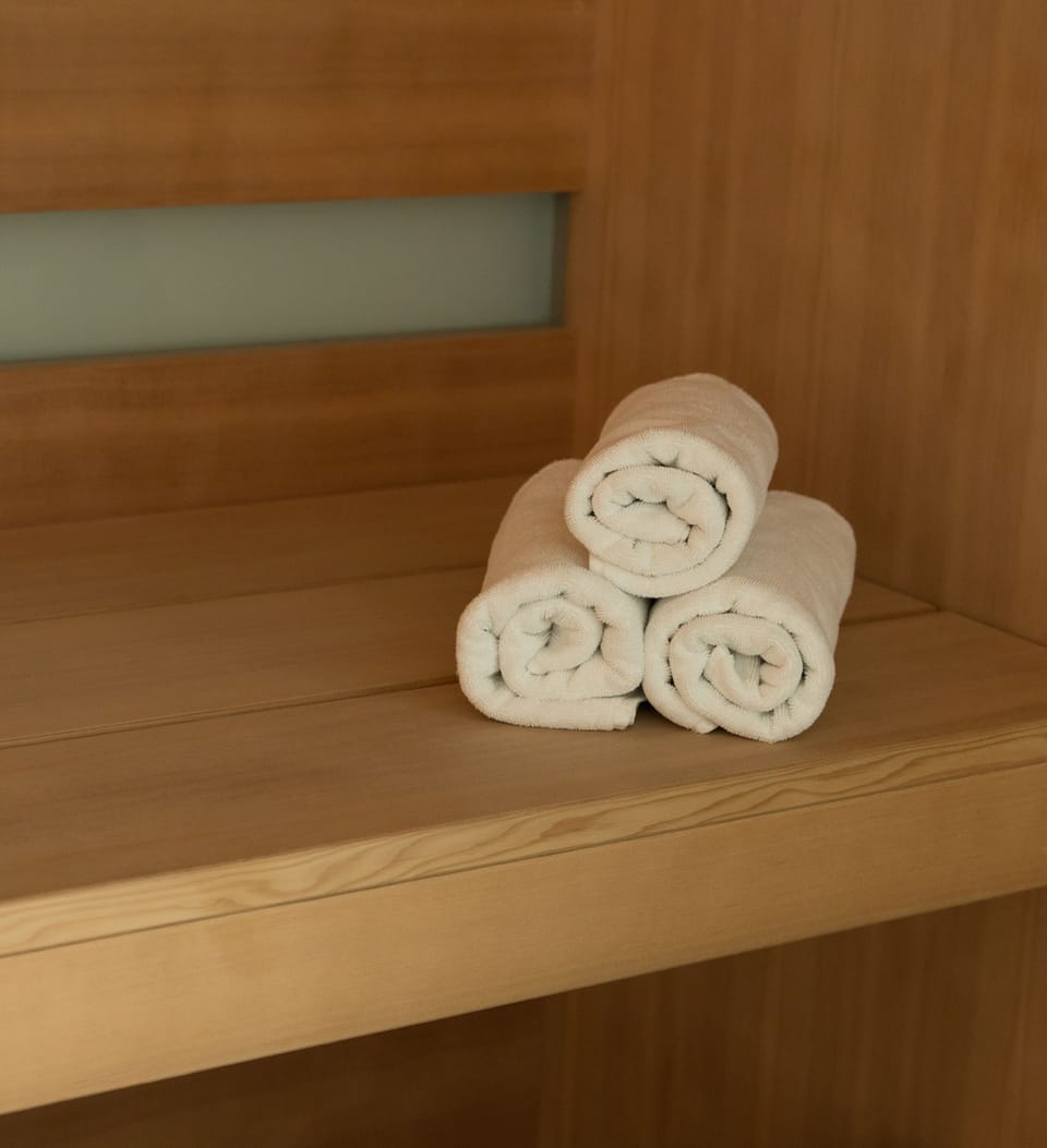 Hot tub, body treatments, body wraps, body scrubs, facials