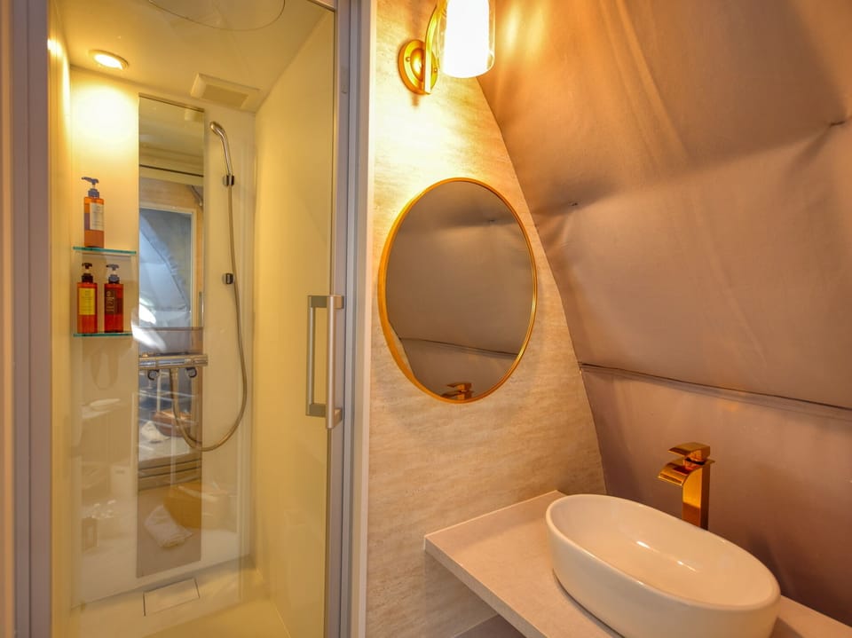 Standard Tent, Mountain View | Bathroom | Shower, free toiletries, hair dryer, towels