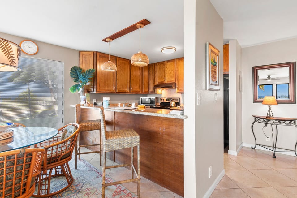 Condo, 1 Bedroom | Dining