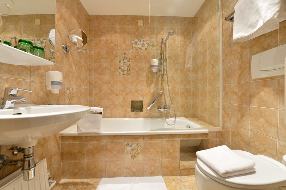 Hair dryer, towels
