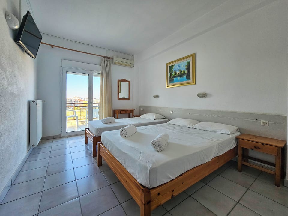 Desk, iron/ironing board, free WiFi