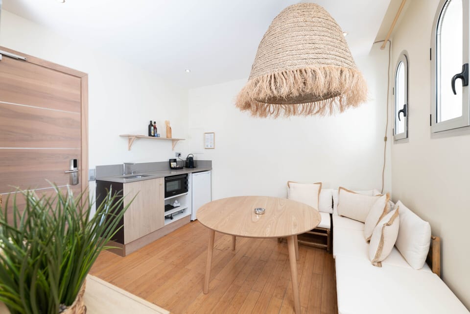 Apartment, Garden View (Bord de Mer) | Property entrance