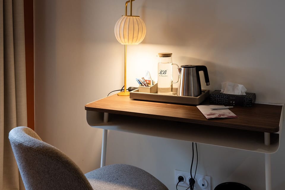 In-room safe, soundproofing, iron/ironing board, free WiFi