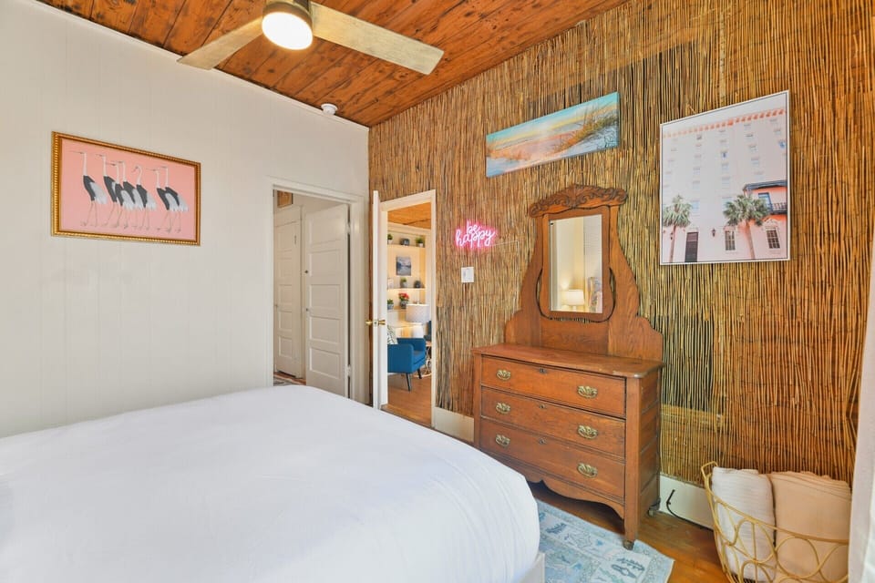 House (4 Bedrooms) | Property amenity