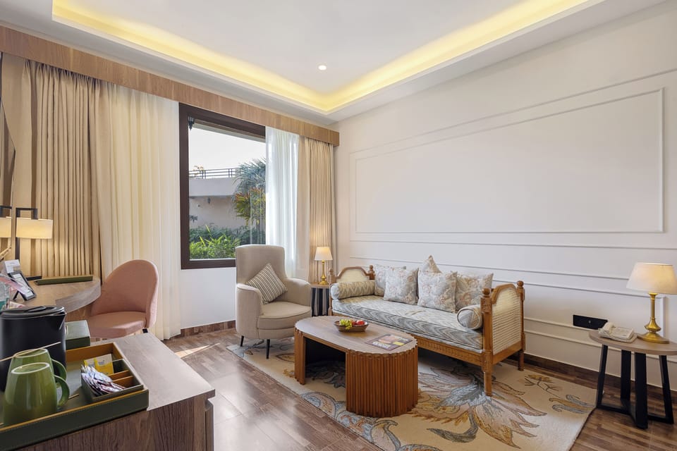 Suite, Pool View | Bed sheets