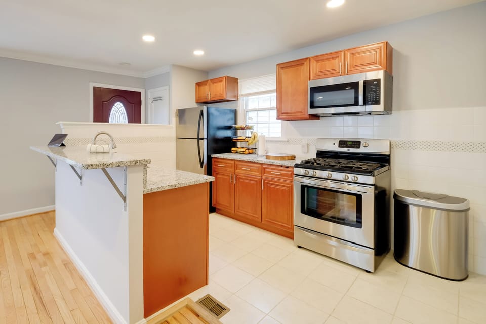 House (2 Bedrooms) | Interior
