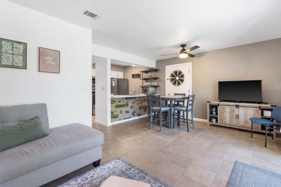 Condo, 1 Queen Bed, Balcony, Golf View (Royale Casa) | Living area | 42-inch flat-screen TV with digital channels