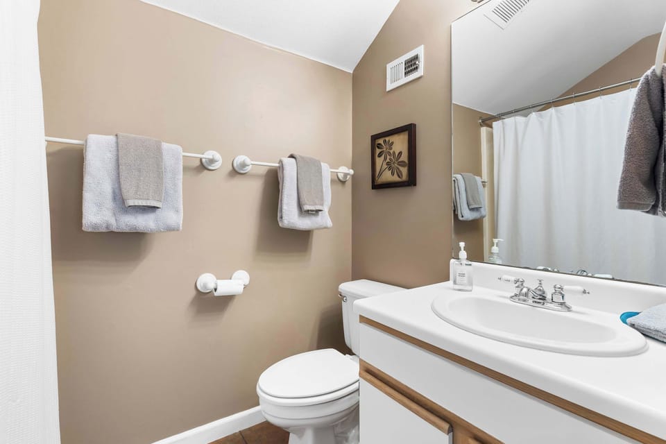 Whispering Water @ Pointe Royale Apartment in Branson