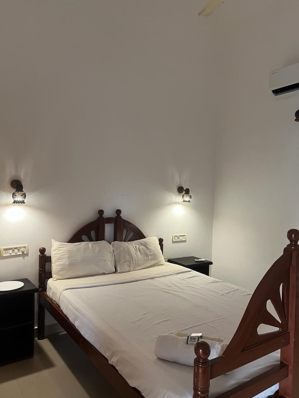 Deluxe Double Room | Laptop workspace, free WiFi
