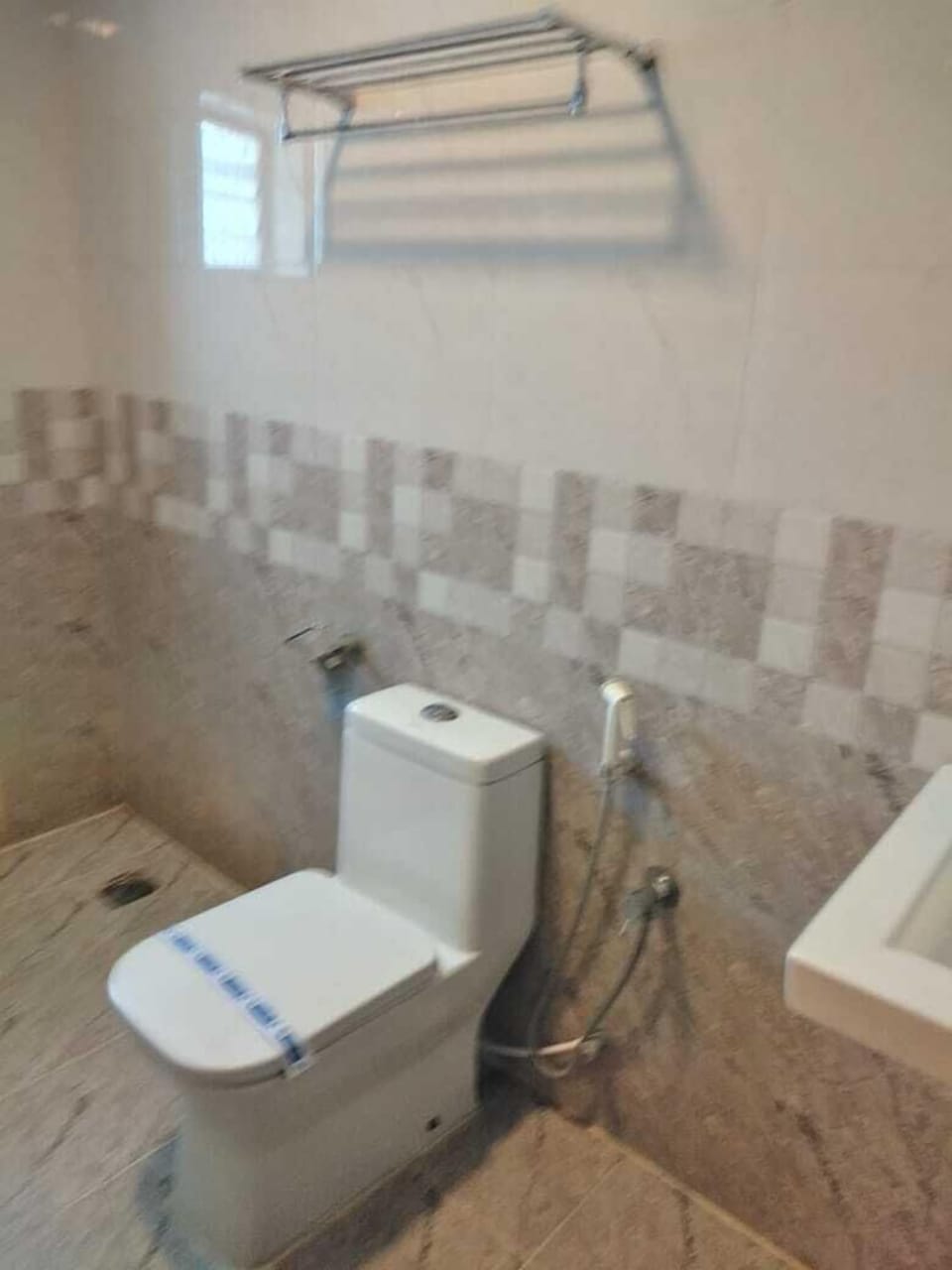 Shower, towels, soap, shampoo