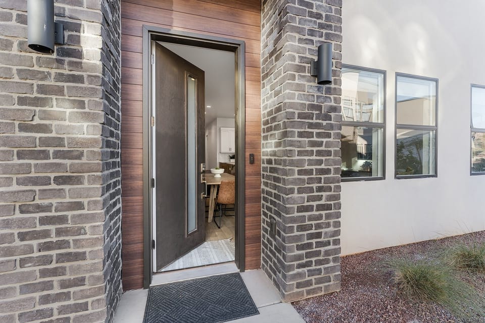 Townhome, 4 Bedrooms | Exterior detail