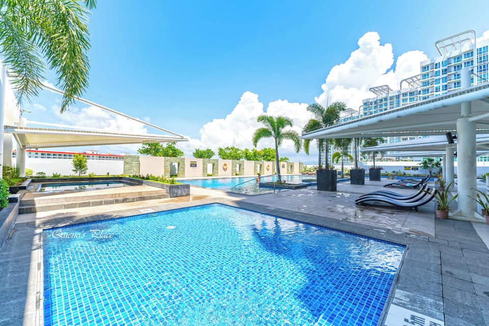 Private pool