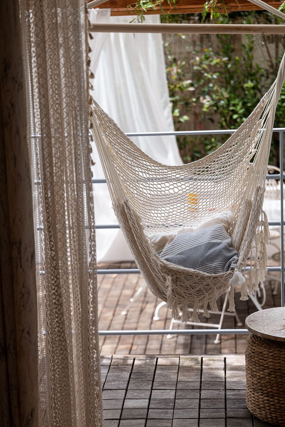 Luxury Apartment, Ensuite (Bord De Plage) | 1 bedroom, in-room safe, individually decorated, individually furnished
