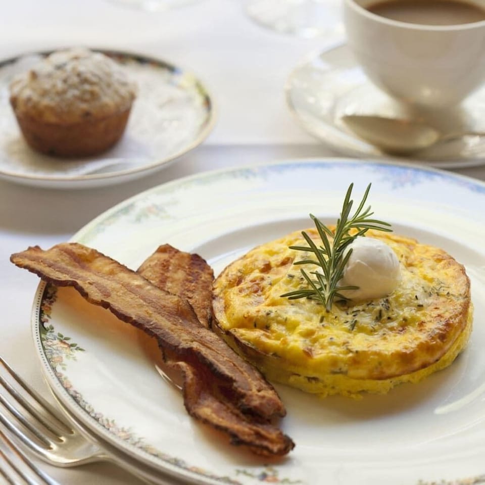 Free daily full breakfast