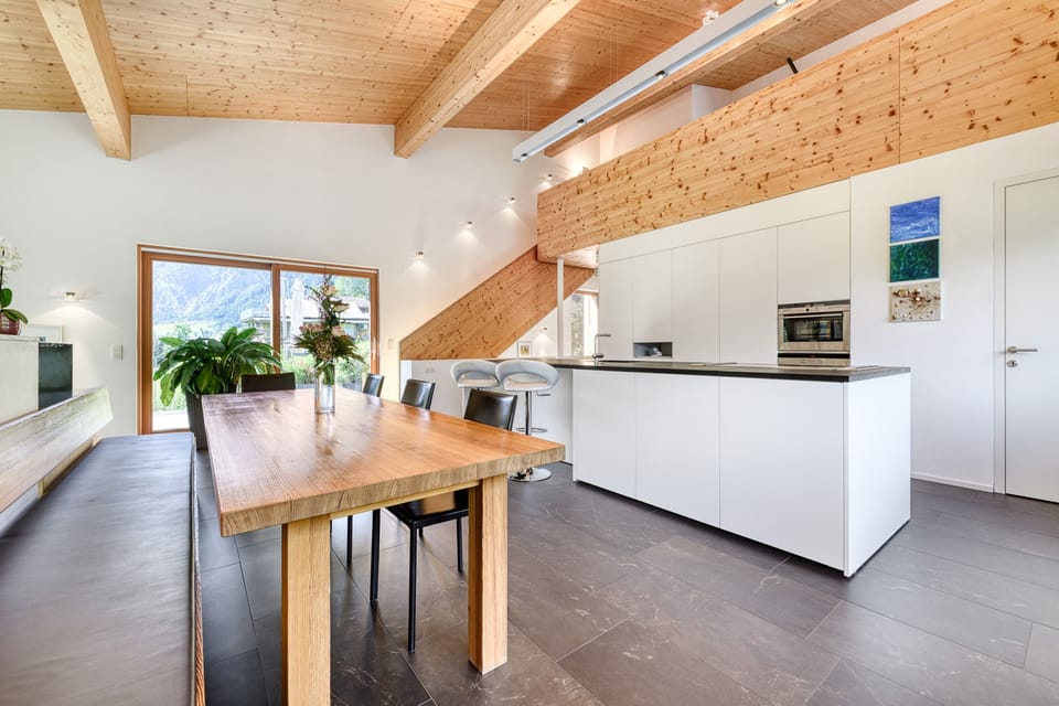 House | 5 bedrooms, soundproofing