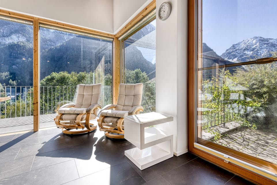 House | 5 bedrooms, soundproofing