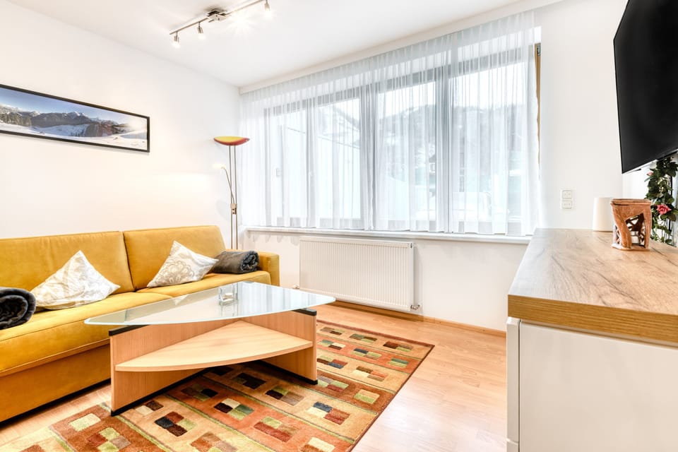 Apartment, Smoking | 1 bedroom