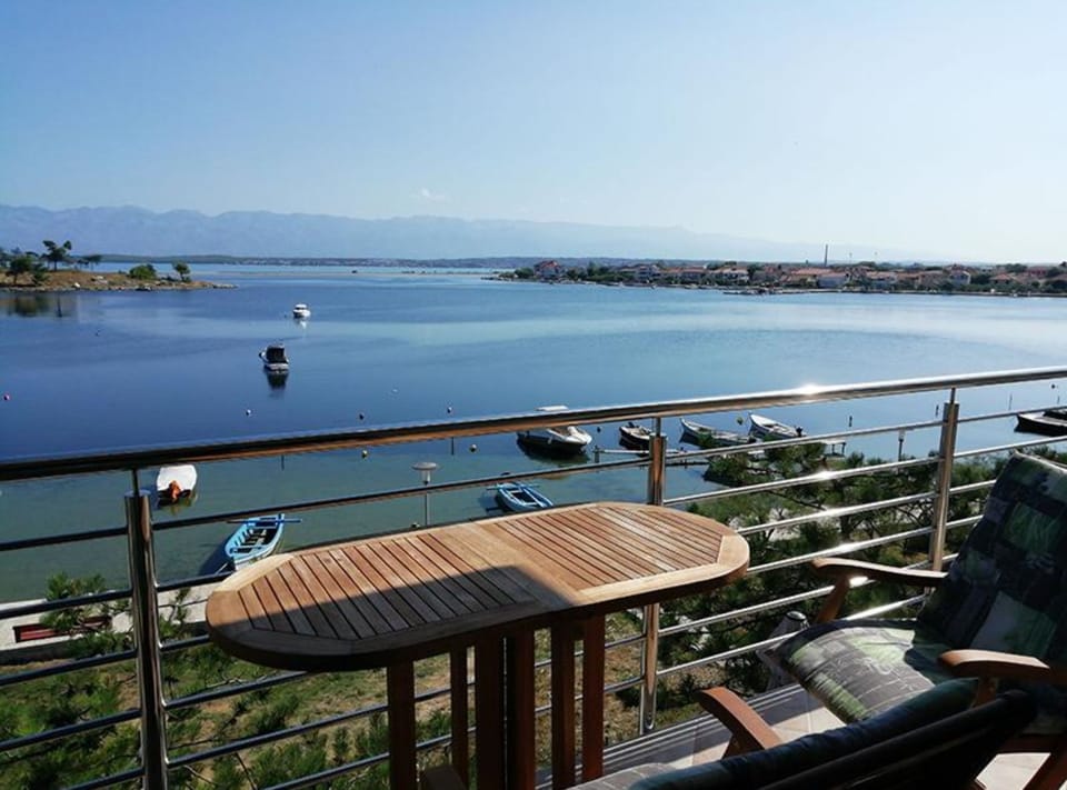 Apartment (One Bedroom Apartment with Balcony an) | Balcony