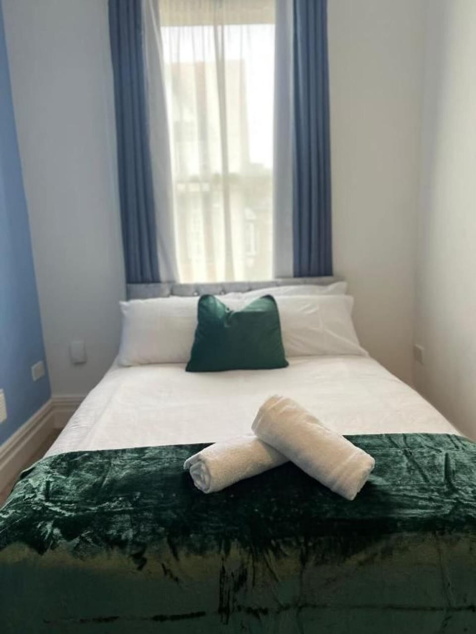 2 Bed Flat - Sleeps 5 - Pets - Parking - Wifi Apartment in Leicester