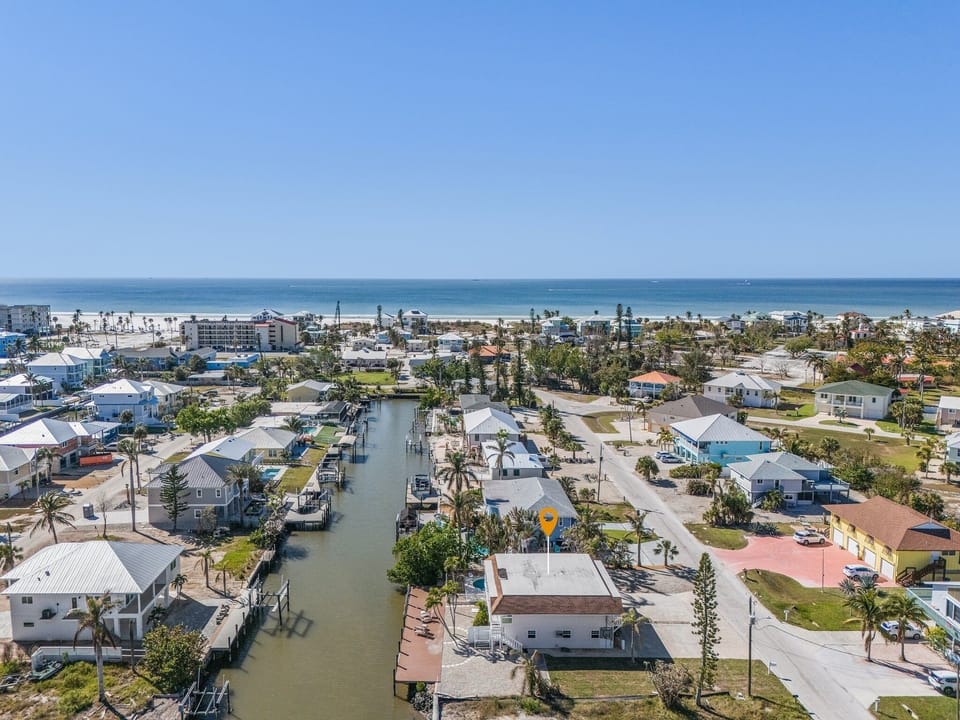 Condo, 2 Bedrooms | Aerial view